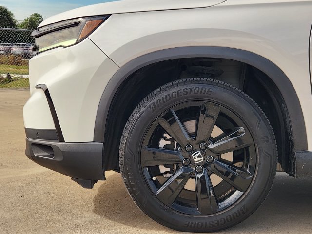 Used 2025 Honda Pilot Black Edition image 8