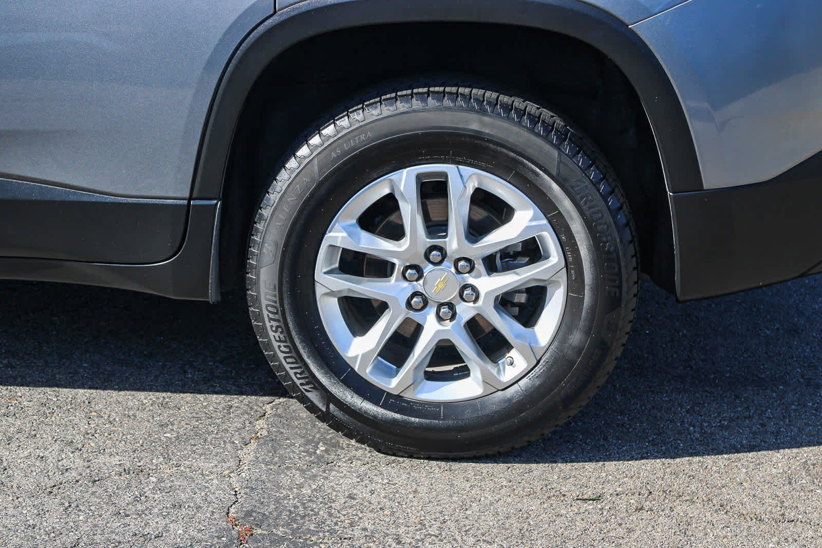 Used 2019 Chevrolet Traverse LT image 8