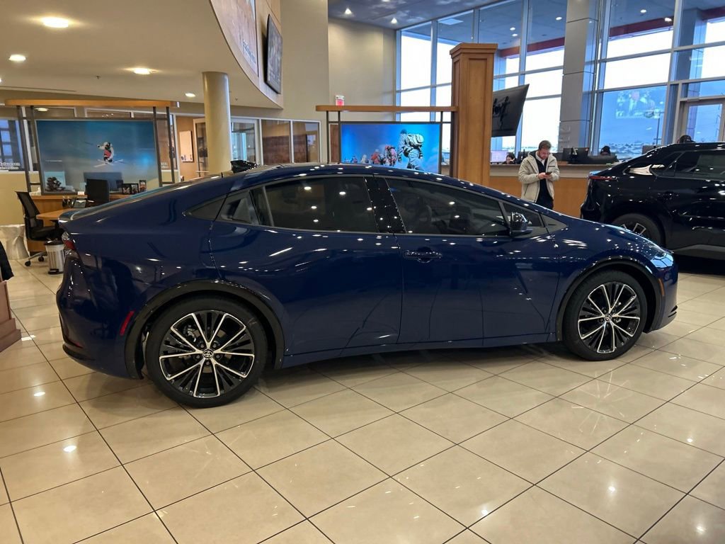 New 2026 Toyota Prius Limited FWD image 7