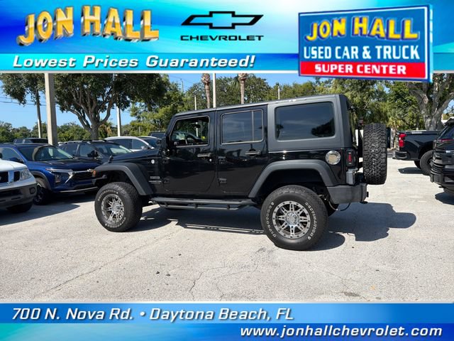 Used 2017 Jeep Wrangler Unlimited Sport w/ Connectivity Group AWD/4WD image 6