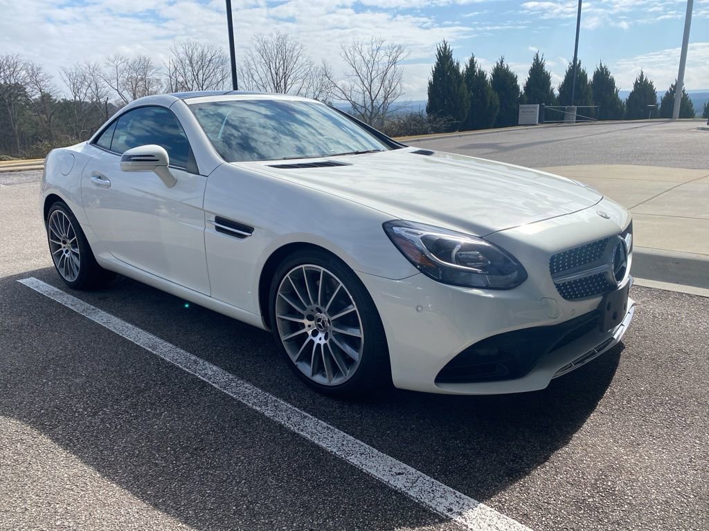 Certified 2020 Mercedes-Benz SLC 300 image 1