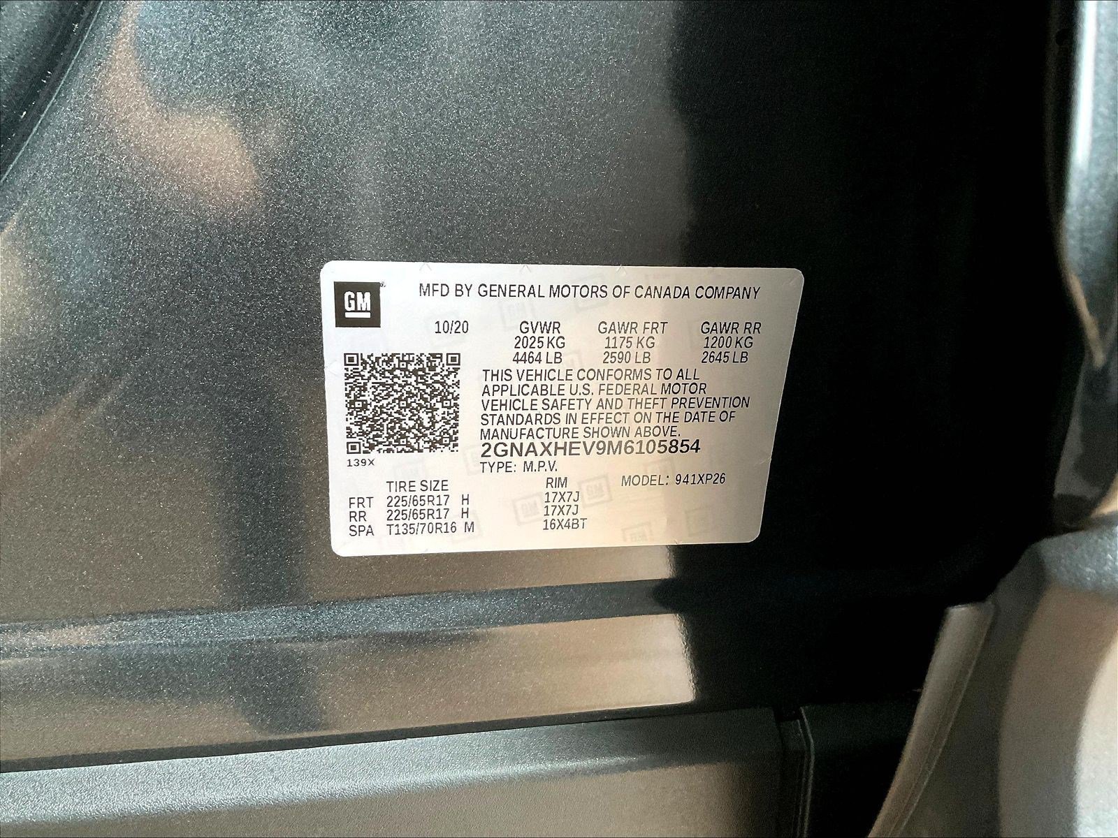 Used 2021 Chevrolet Equinox LS w/ LPO, Blackout Package FWD image 18