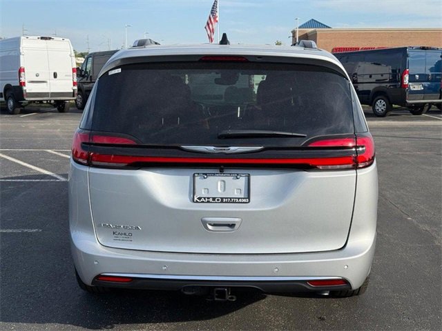 New 2026 Chrysler Pacifica Pinnacle w/ Trailer Tow Group image 4