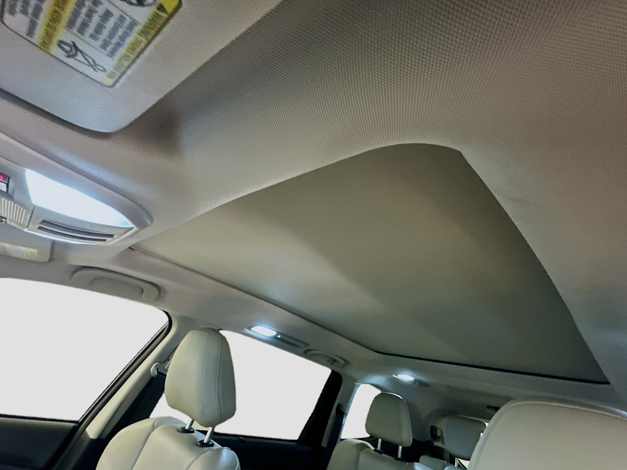 Used 2023 Subaru Ascent Limited w/ Technology Package image 27