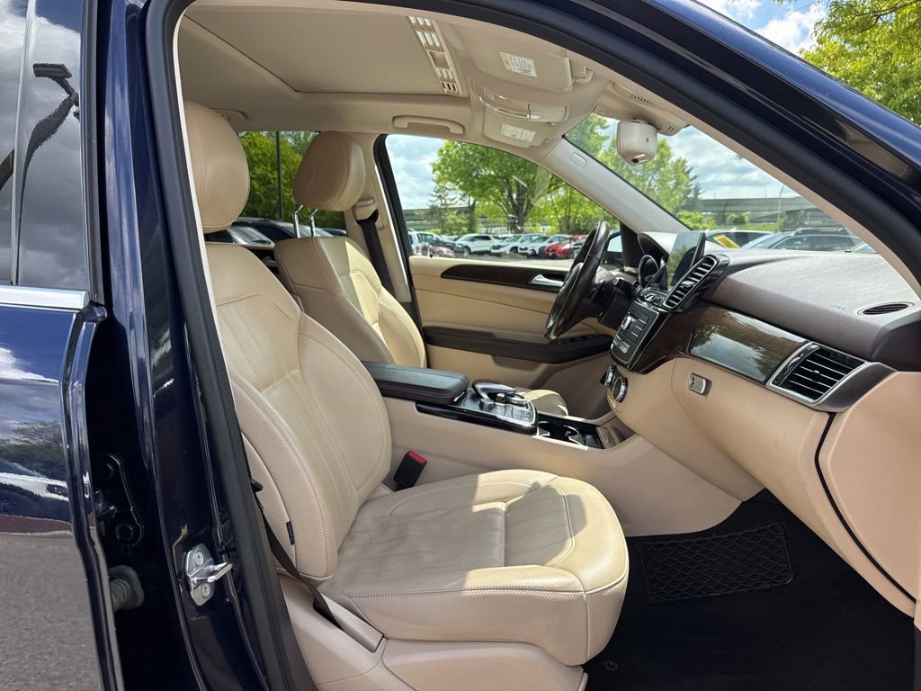 Used 2018 Mercedes-Benz GLE 350 4MATIC image 31