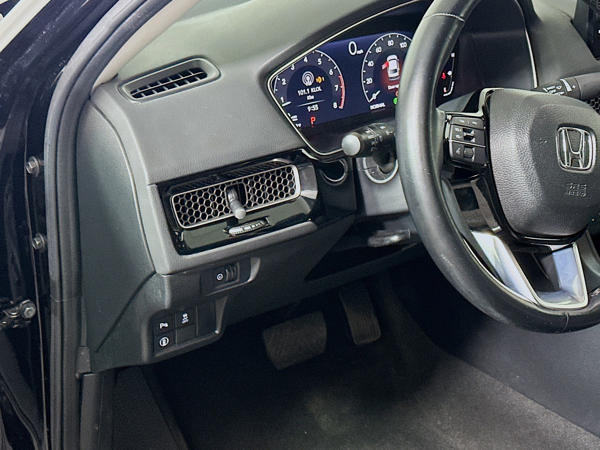 Used 2024 Honda Civic Touring image 17