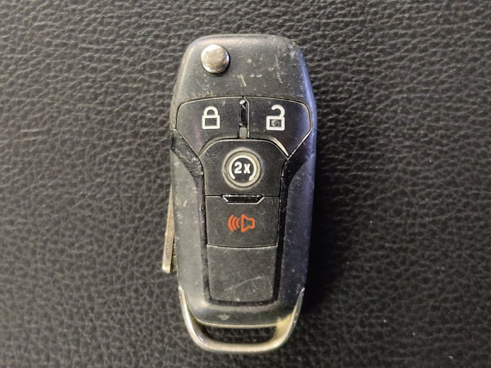 Used 2015 Ford F150 XLT w/ Equipment Group 302A Luxury RWD image 32