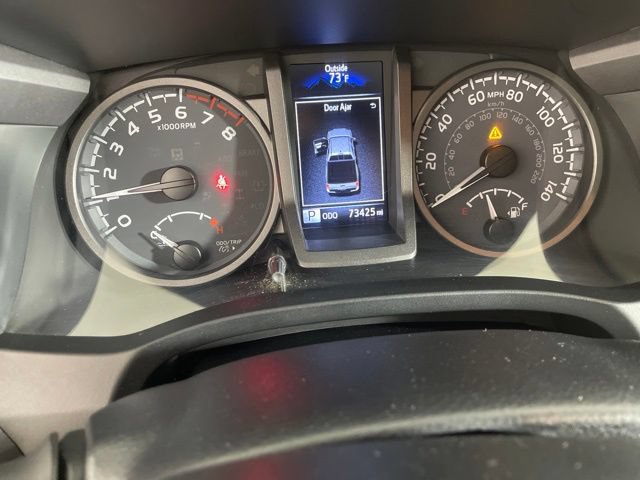 Used 2021 Toyota Tacoma TRD Off-Road w/ TRD Premium Off Road Package AWD/4WD image 26