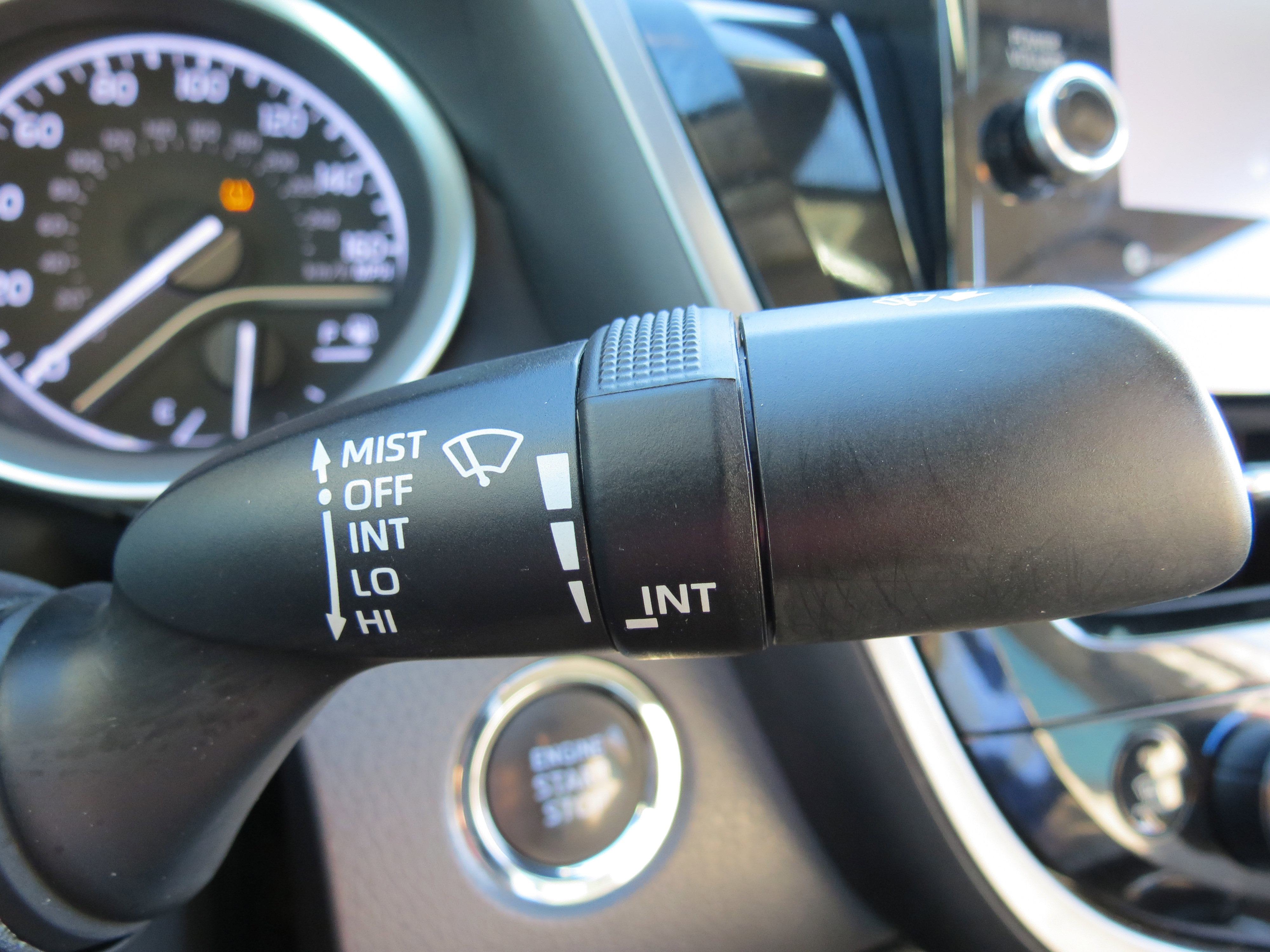 Used 2022 Toyota Camry XLE image 14