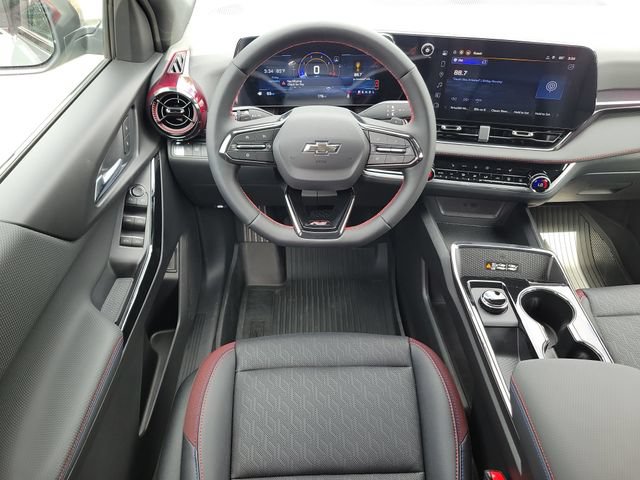 New 2026 Chevrolet Equinox RS w/ Safety and Technology Package FWD image 17