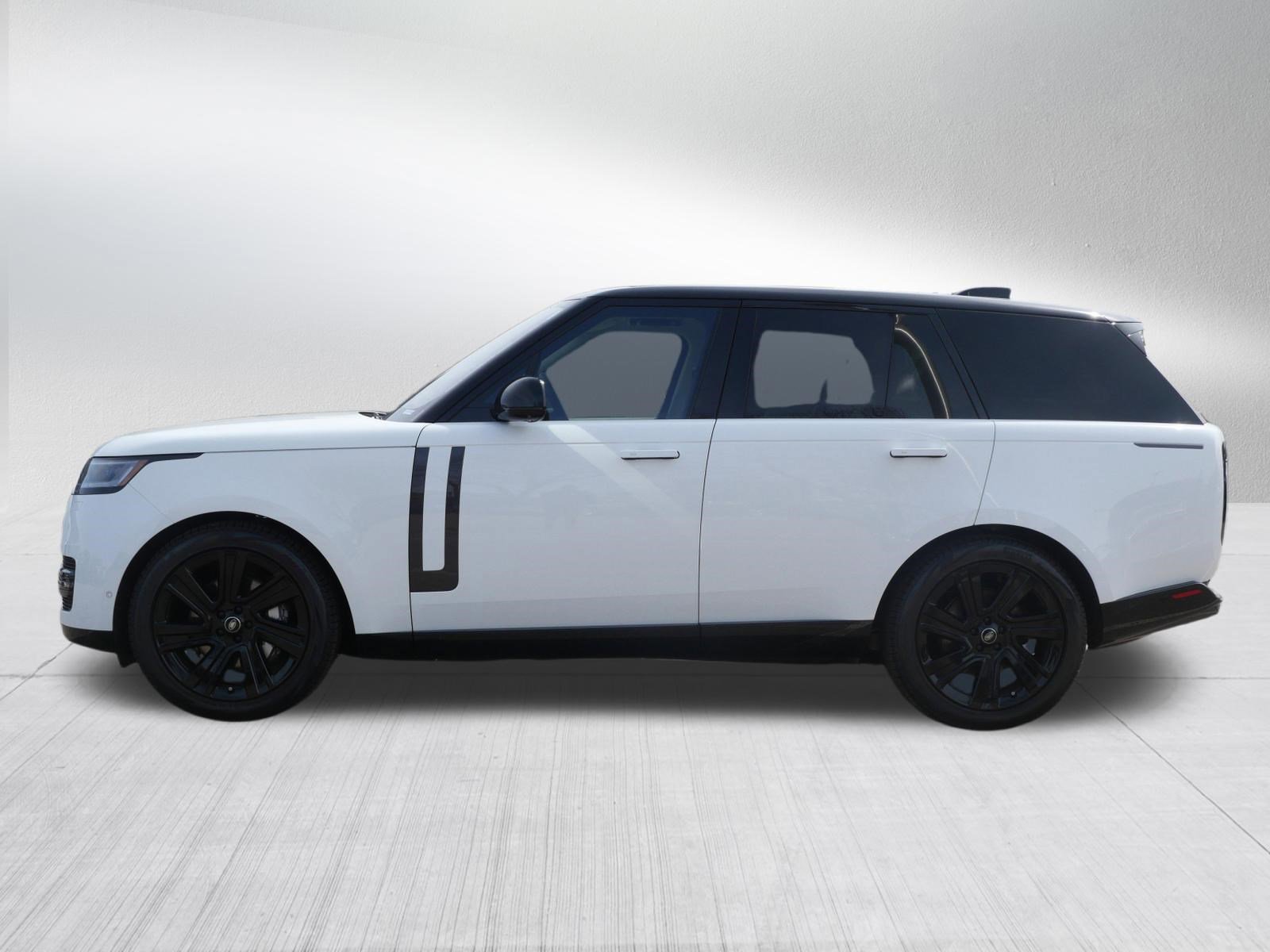 Certified 2023 Land Rover Range Rover SE AWD/4WD image 2