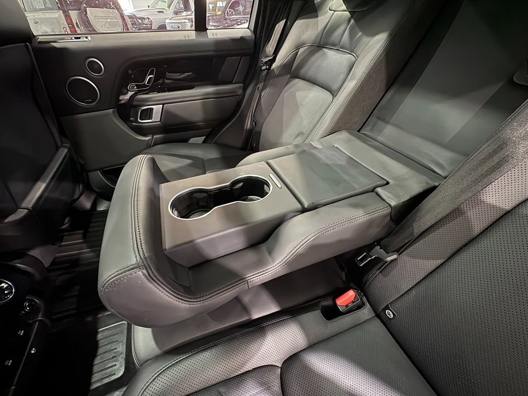 Used 2019 Land Rover Range Rover HSE image 35
