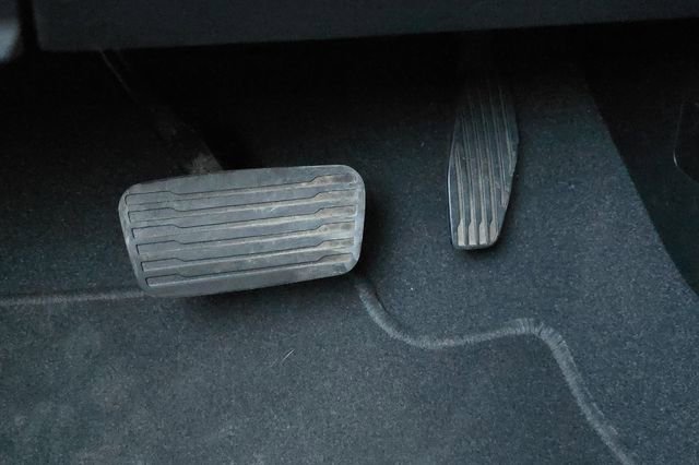 Used 2024 GMC Yukon SLT image 45