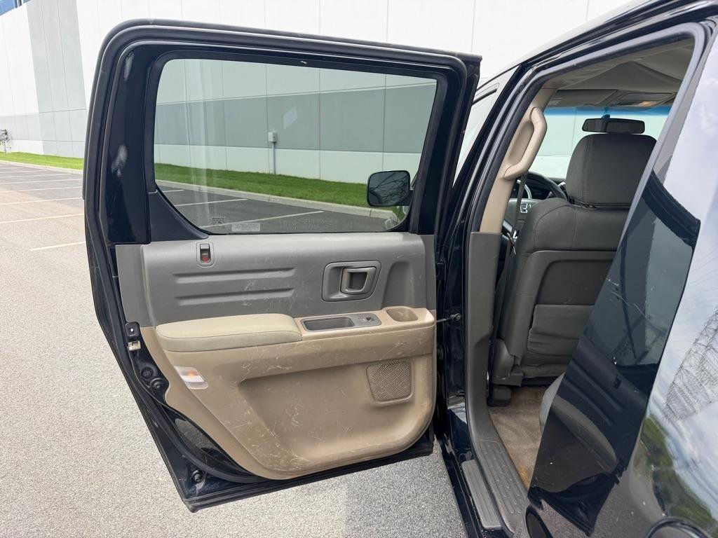 Used 2006 Honda Ridgeline RT image 24