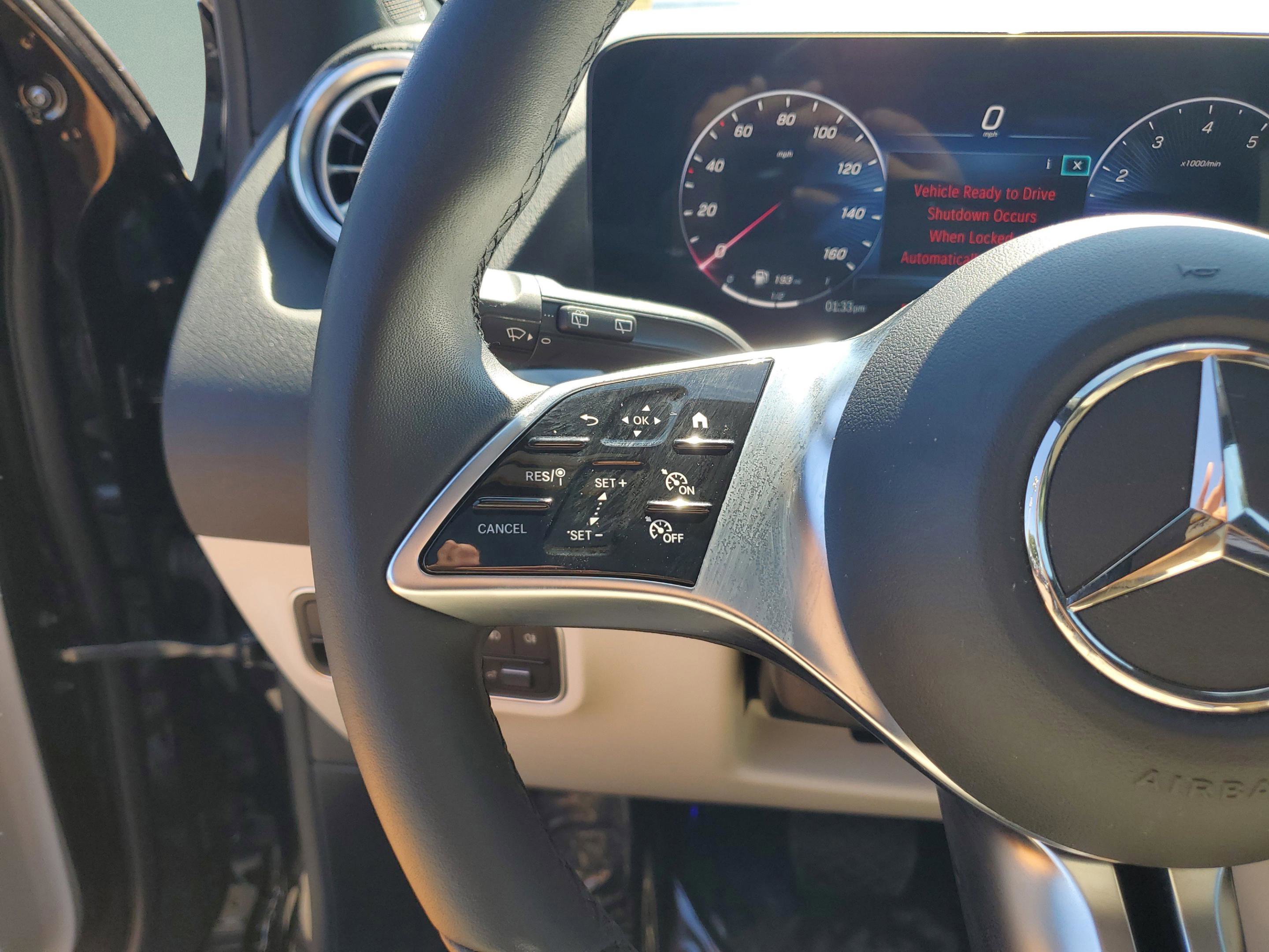 Certified 2025 Mercedes-Benz GLA 250 image 33