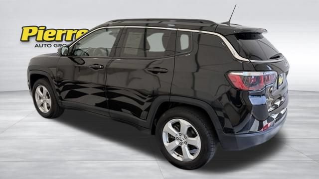 Used 2020 Jeep Compass Latitude FWD image 2