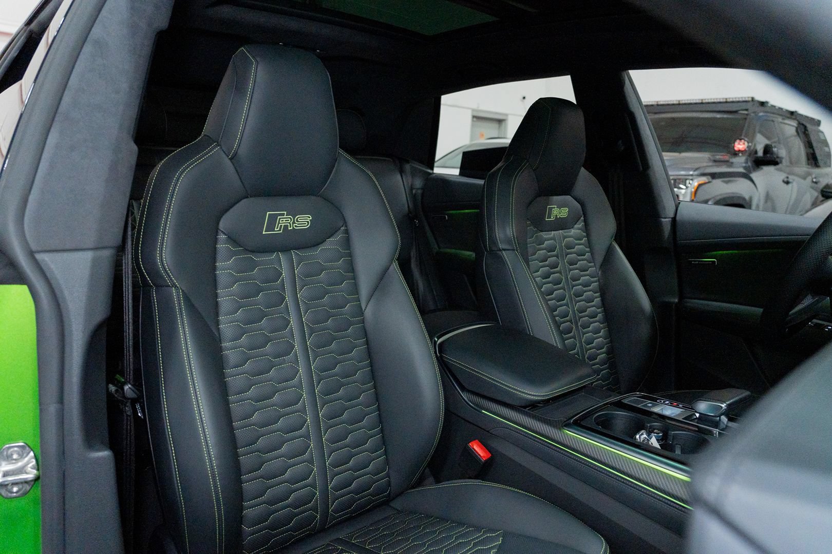 Used 2023 Audi RS Q8 w/ Black Optic Package AWD/4WD image 41
