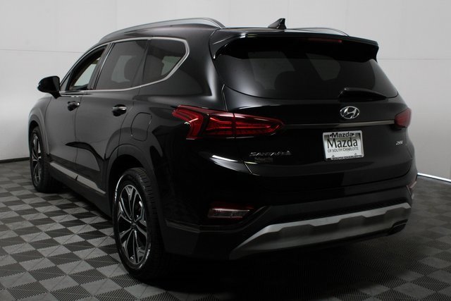 Used 2019 Hyundai Santa Fe Limited w/ Cargo Package image 5