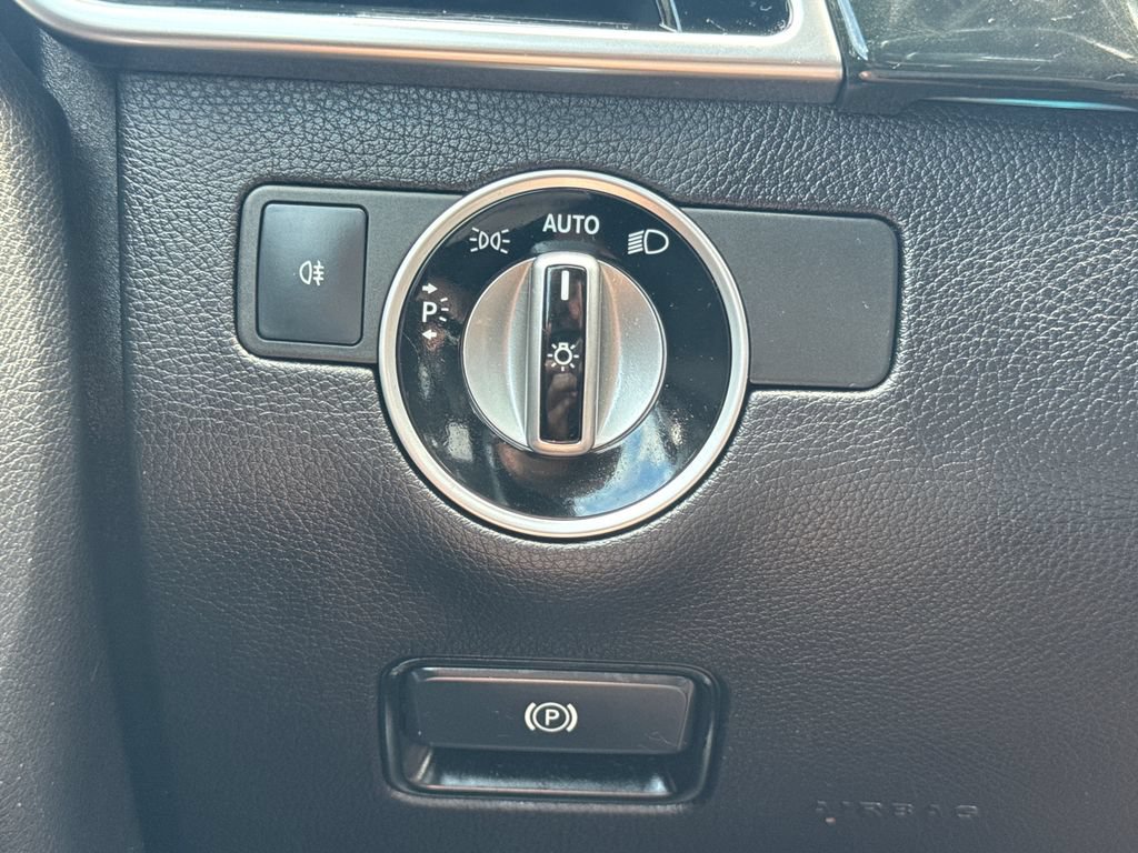 Used 2018 Mercedes-Benz GLS 450 4MATIC image 31