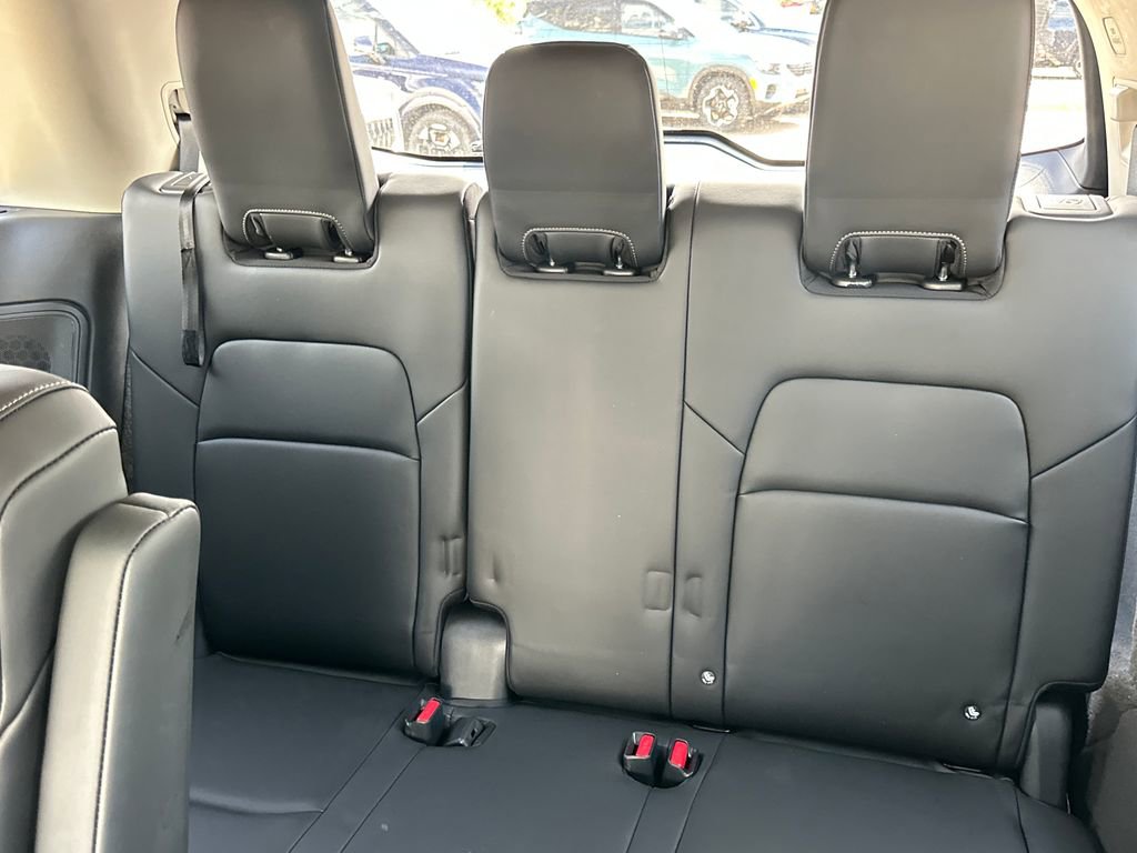 New 2026 Nissan Pathfinder SL w/ SL Premium Package image 17
