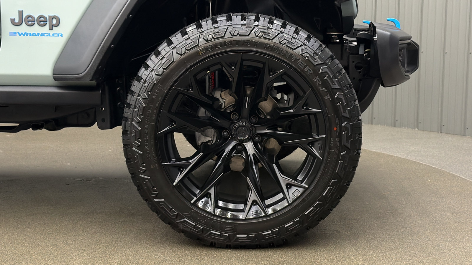 Used 2024 Jeep Wrangler Unlimited AWD/4WD image 9