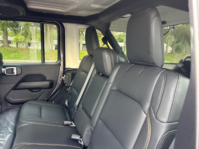 New 2027 Jeep Wrangler Unlimited Sahara AWD/4WD image 3