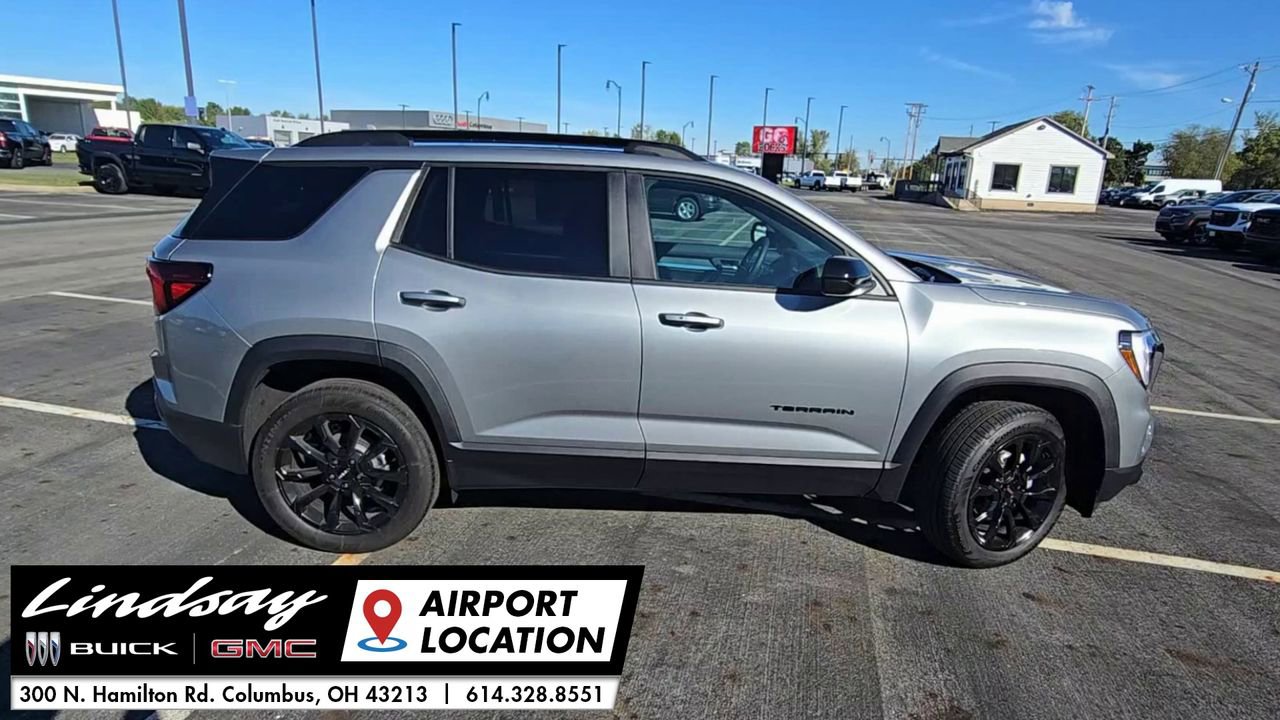 New 2026 GMC Terrain Elevation w/ Elevation Premium Package image 3