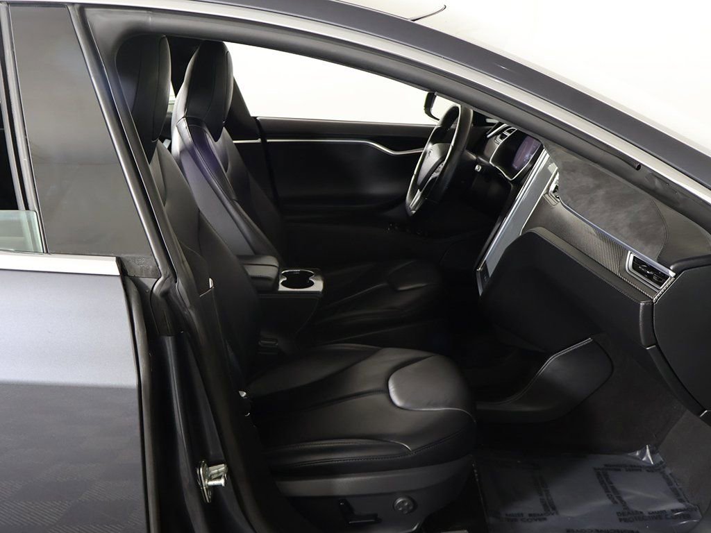 Used 2015 Tesla Model S 85D image 28