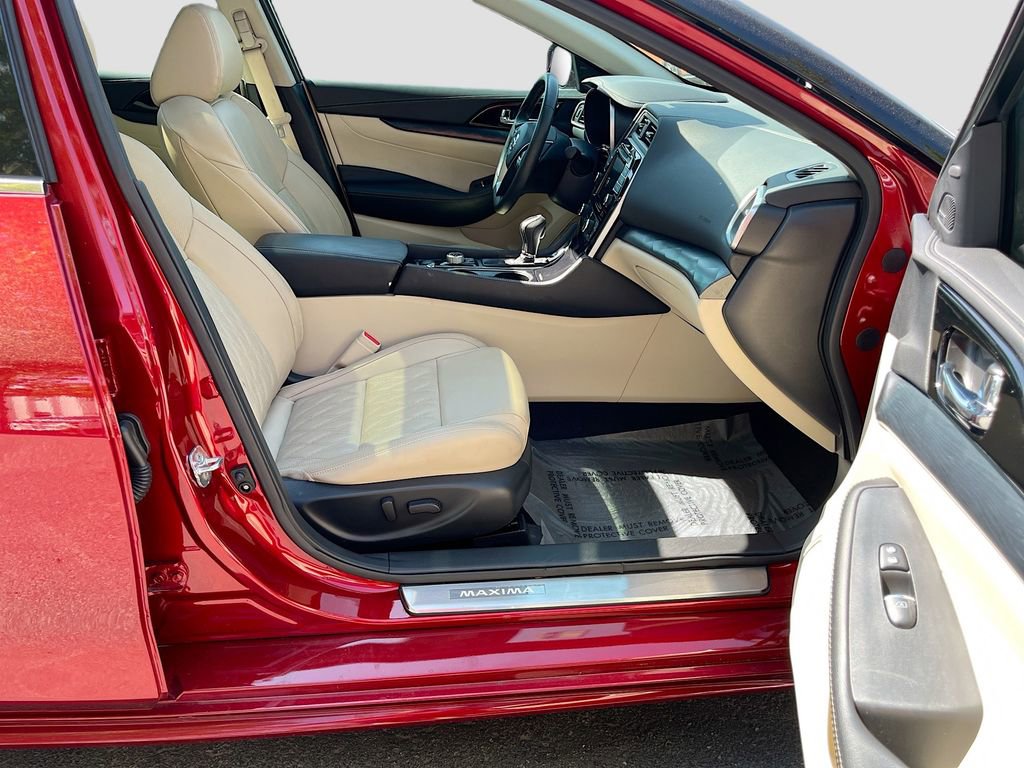 Used 2023 Nissan Maxima Platinum w/ Sport Mat Group image 30