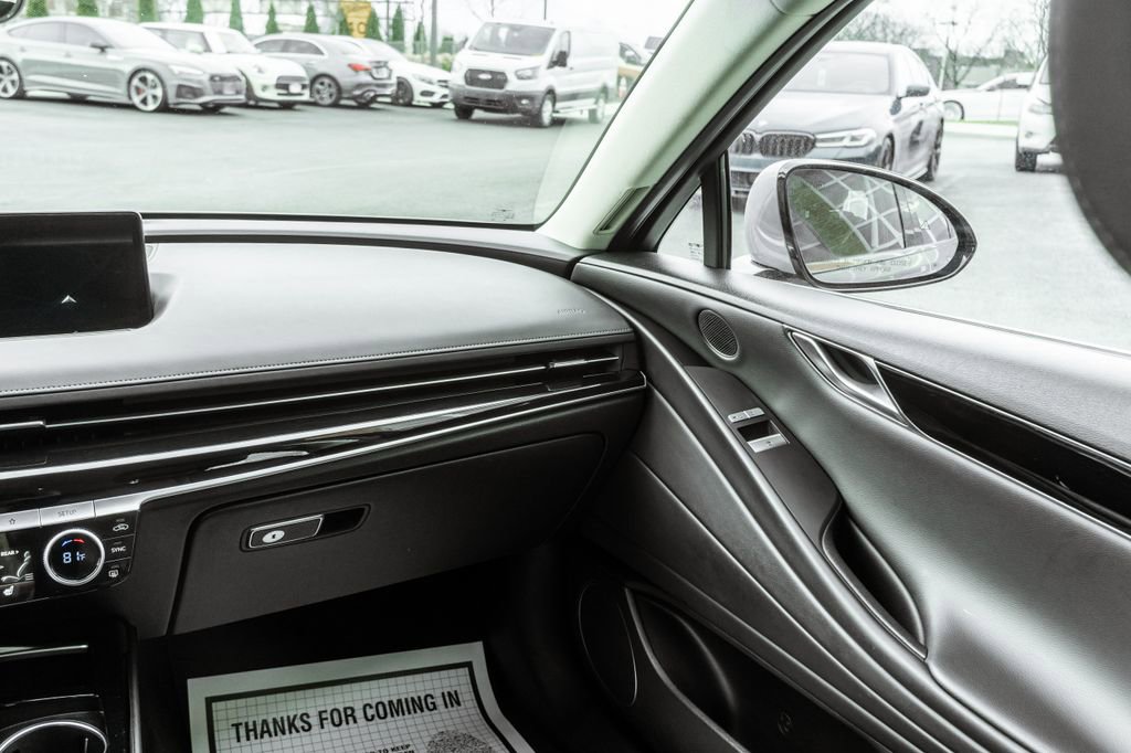 Used 2023 Genesis G80 2.5T image 11