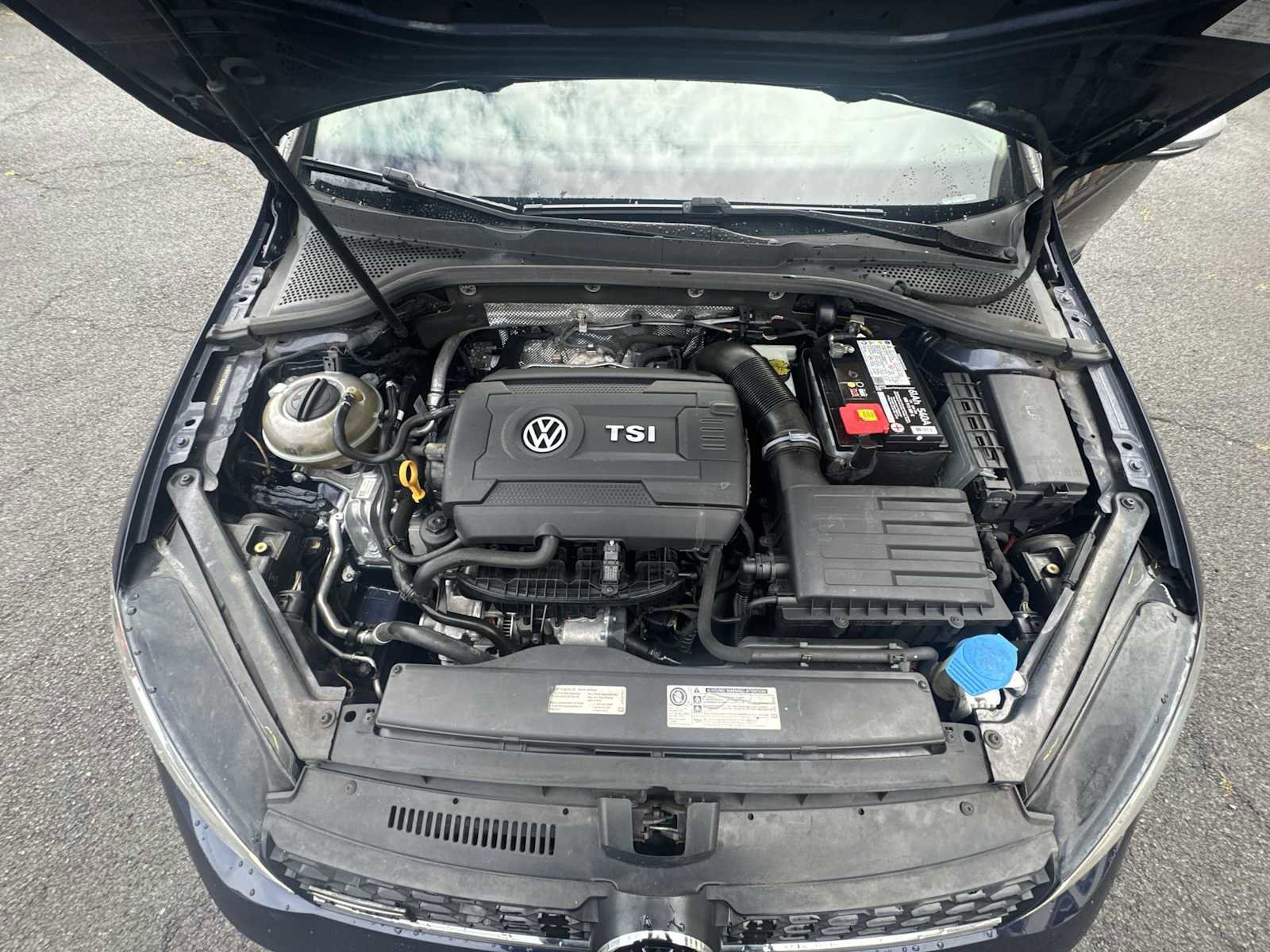 Used 2017 Volkswagen Golf Alltrack S image 24