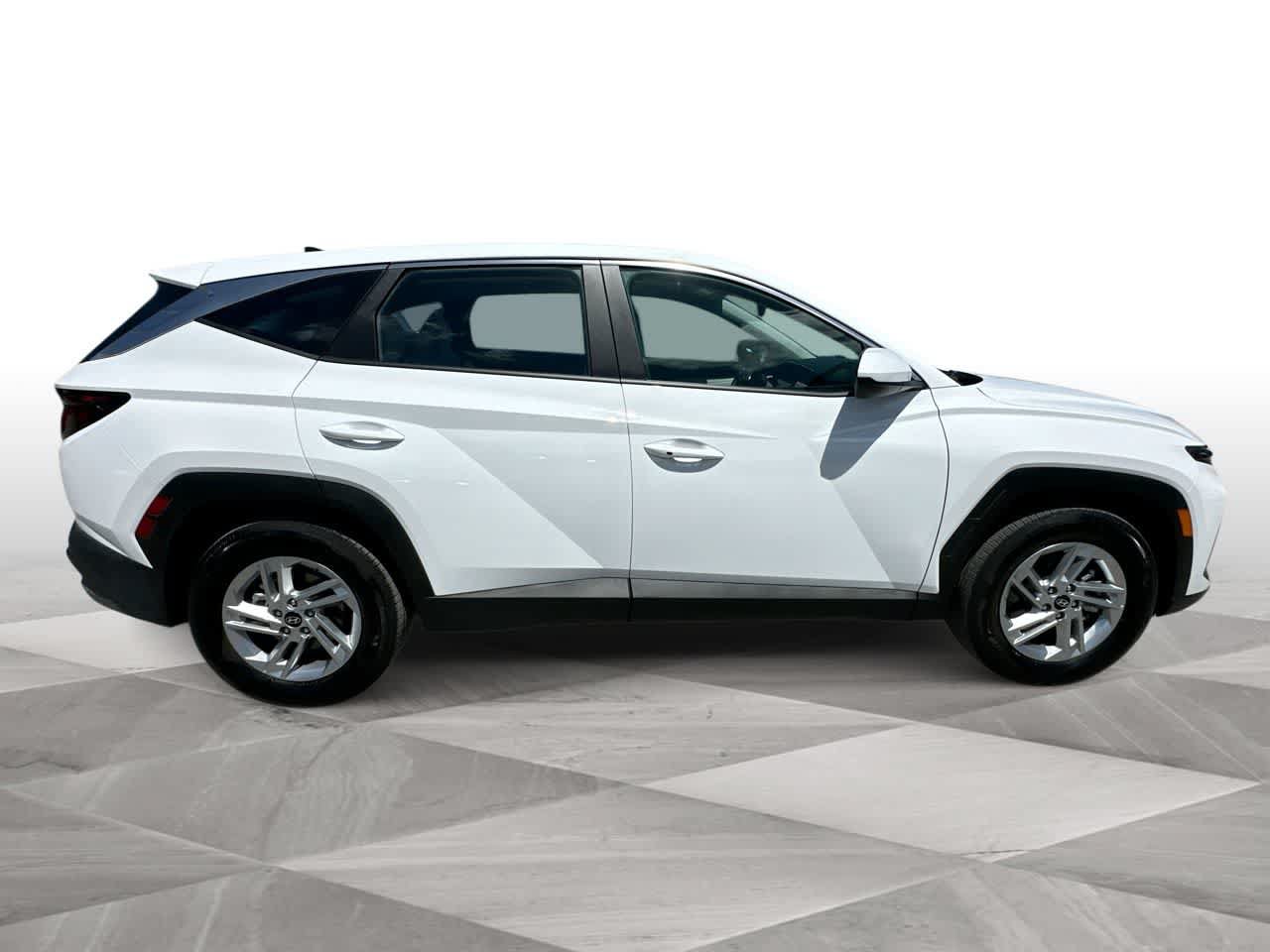 Used 2026 Hyundai Tucson SE FWD image 9
