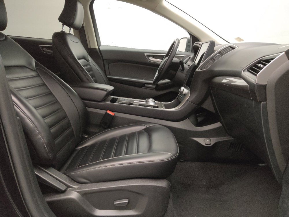 Used 2023 Ford Edge SEL image 21