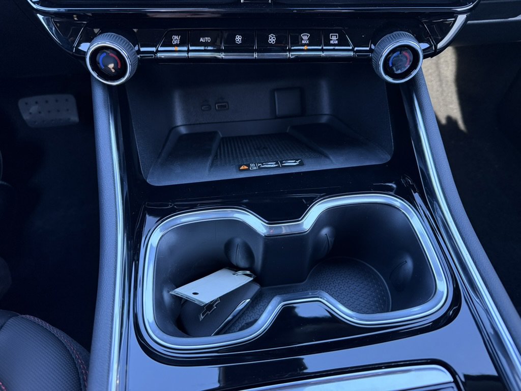 New 2026 Chevrolet Traverse RS w/ LPO, Floor Liner Package image 16