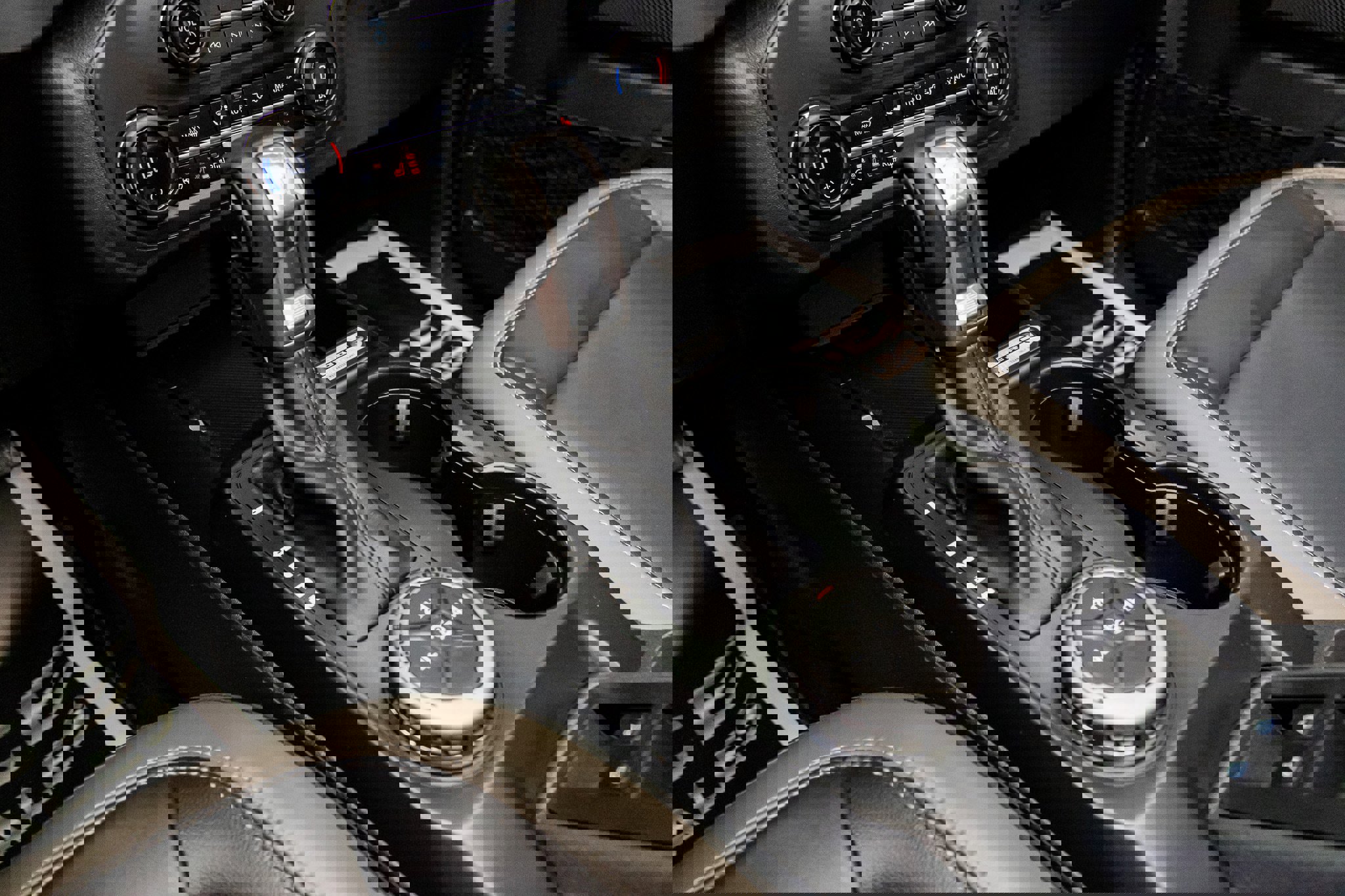 Used 2025 Ford Bronco Outer Banks image 53