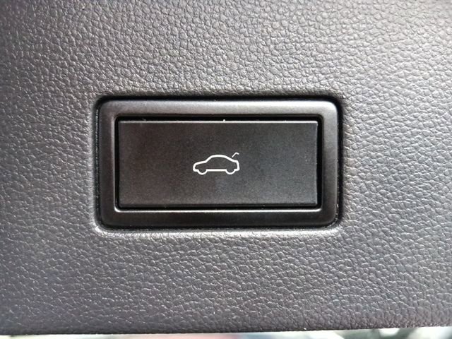 Used 2019 Volkswagen Atlas SEL Premium image 36