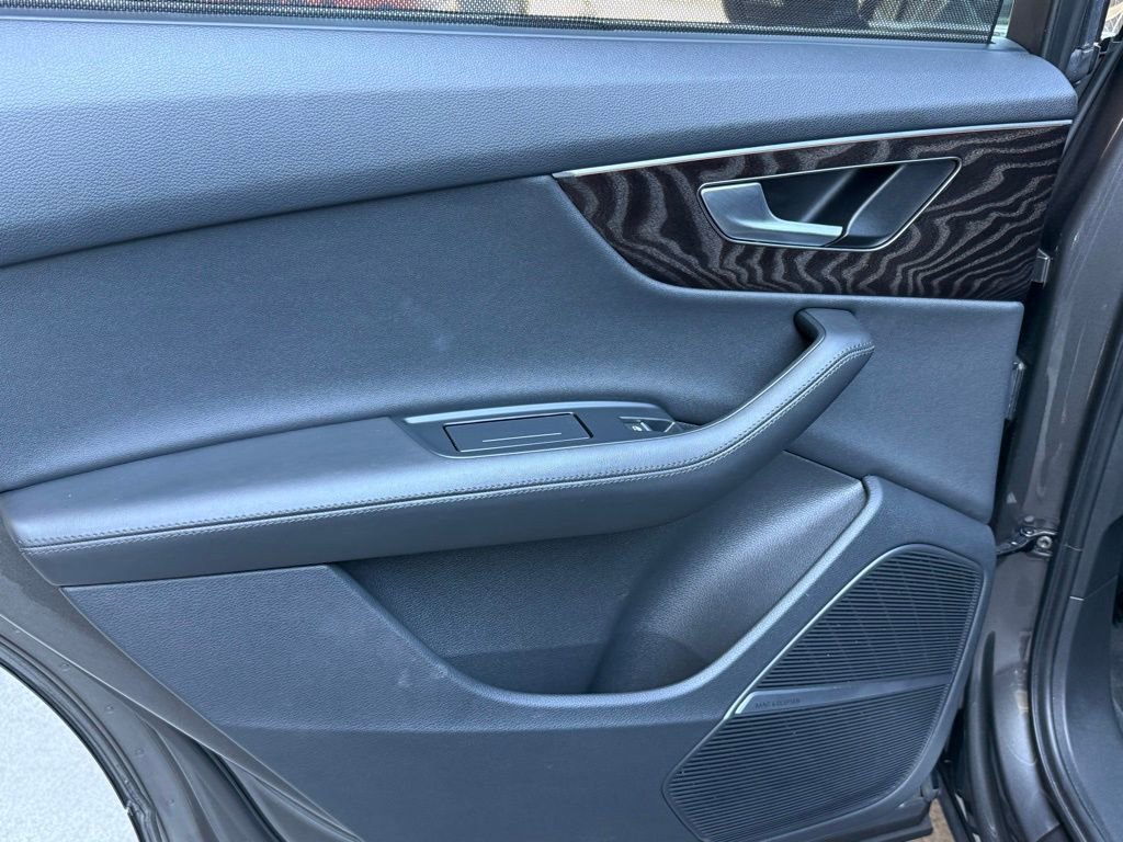 Used 2023 Audi Q7 3.0T Prestige image 20