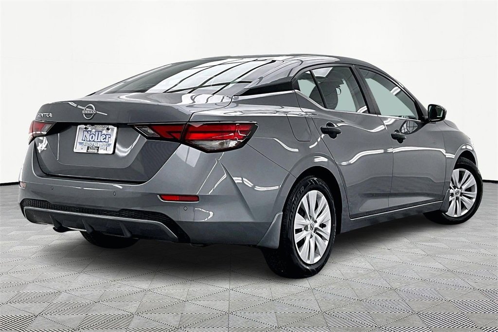 Used 2024 Nissan Sentra S image 2