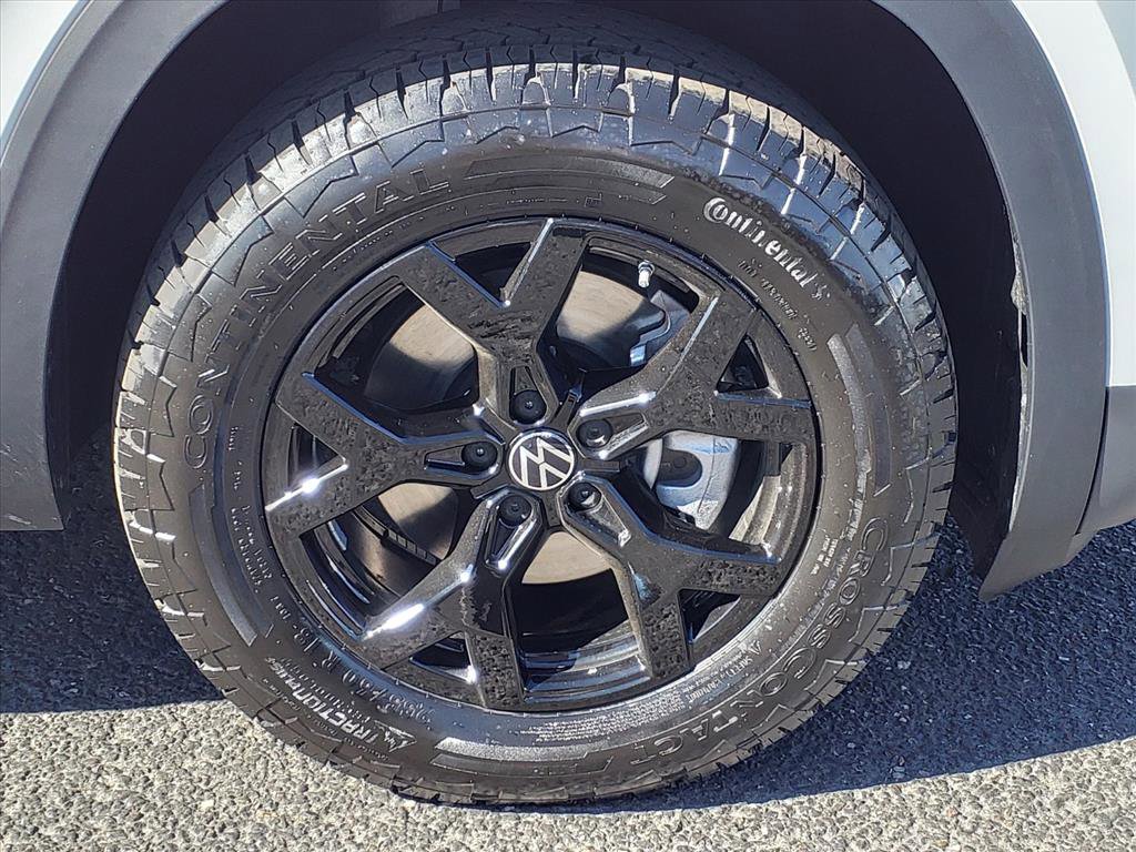 New 2026 Volkswagen Atlas Peak Edition image 6