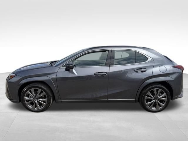 Certified 2025 Lexus UX 300h AWD w/ Accessory Package (Z1) image 4