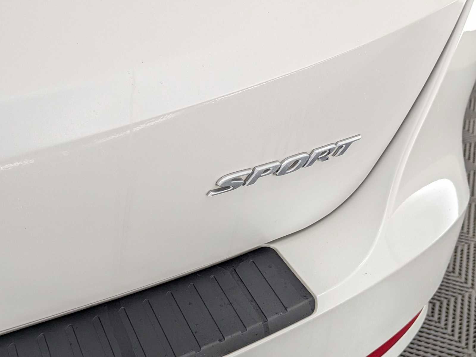 Used 2023 Honda Odyssey Sport image 13