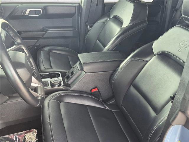 Used 2025 Ford Bronco Outer Banks AWD/4WD image 16