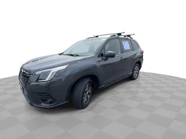 Used 2022 Subaru Forester Premium w/ Popular Package #1 AWD/4WD image 4