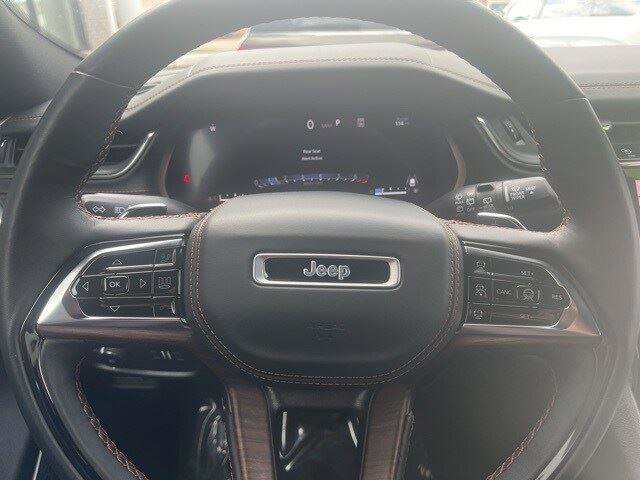 Used 2023 Jeep Grand Cherokee L Summit image 8