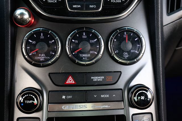 Used 2015 Hyundai Genesis 3.8 image 33