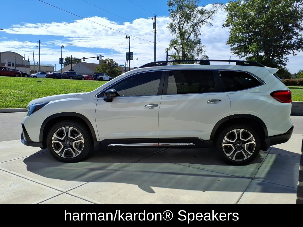 Used 2024 Subaru Ascent Touring AWD/4WD image 4