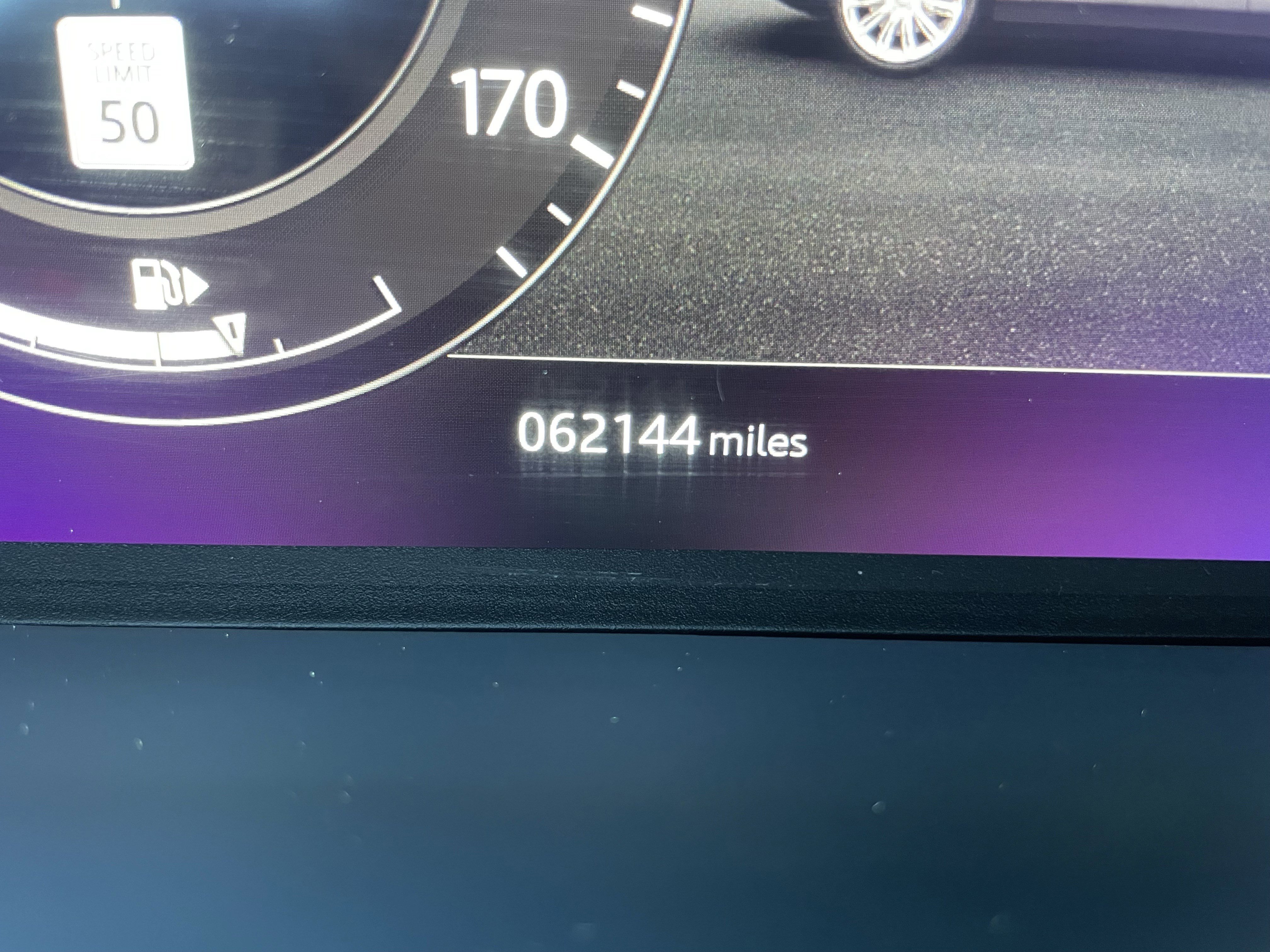 Used 2020 Land Rover Range Rover Long Wheelbase HSE image 25