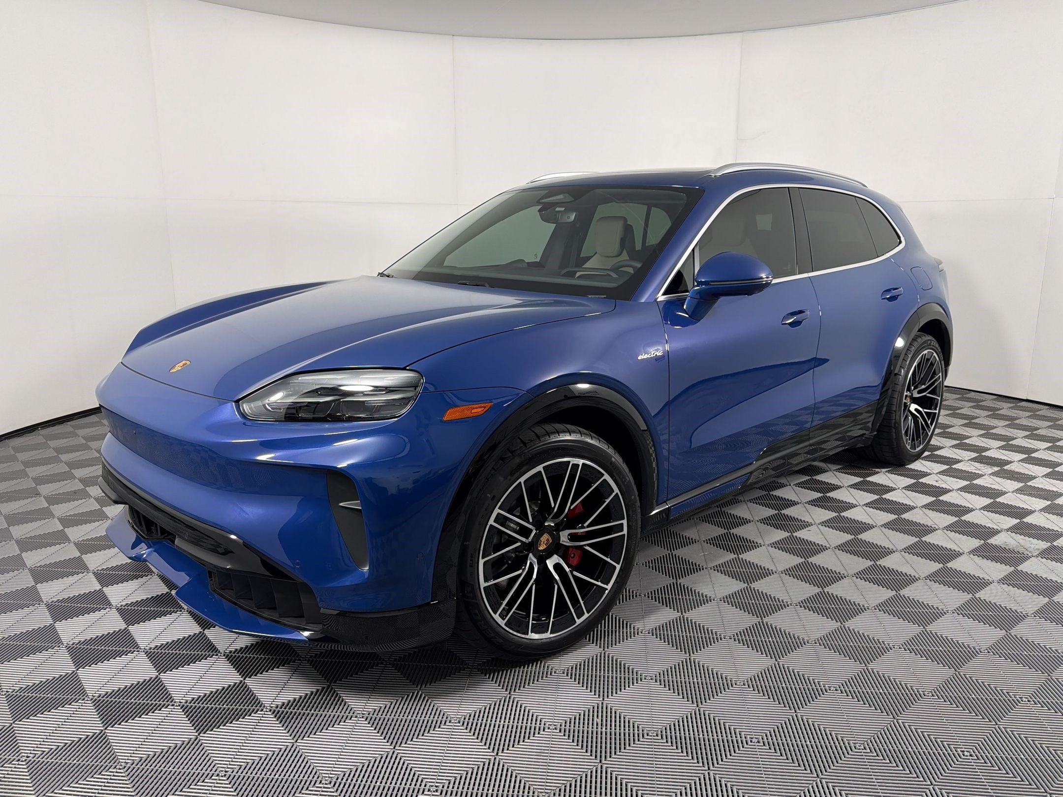 New 2026 Porsche Cayenne S
