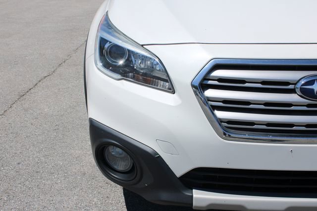 Used 2017 Subaru Outback 2.5i Limited AWD/4WD image 41