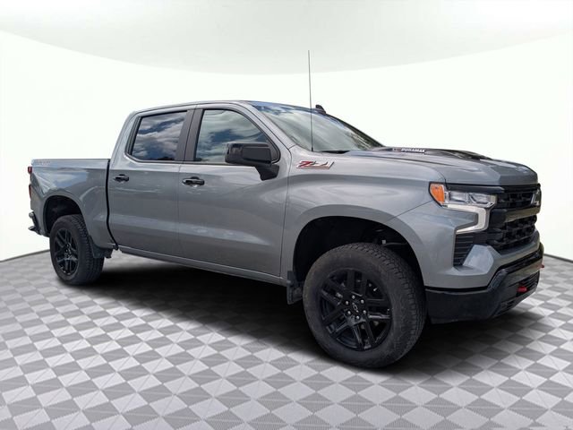 Used 2025 Chevrolet Silverado 1500 LT Trail Boss w/ Protection Package image 2